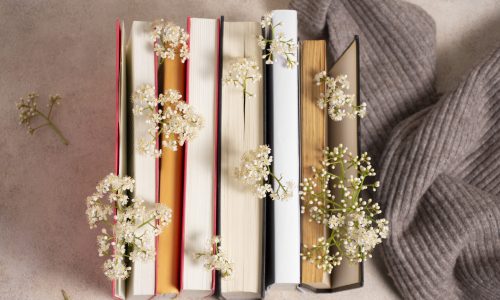books-flowers-arrangement